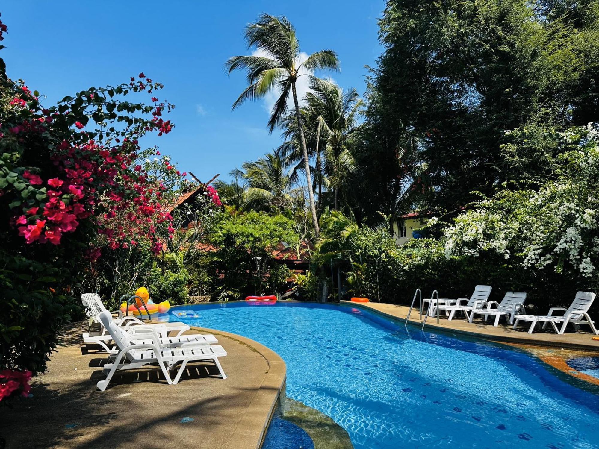 Beachside 3-Bedroom Townhouse W Private Pool At 70 Meters From Beach Ban Bang Po Екстериор снимка